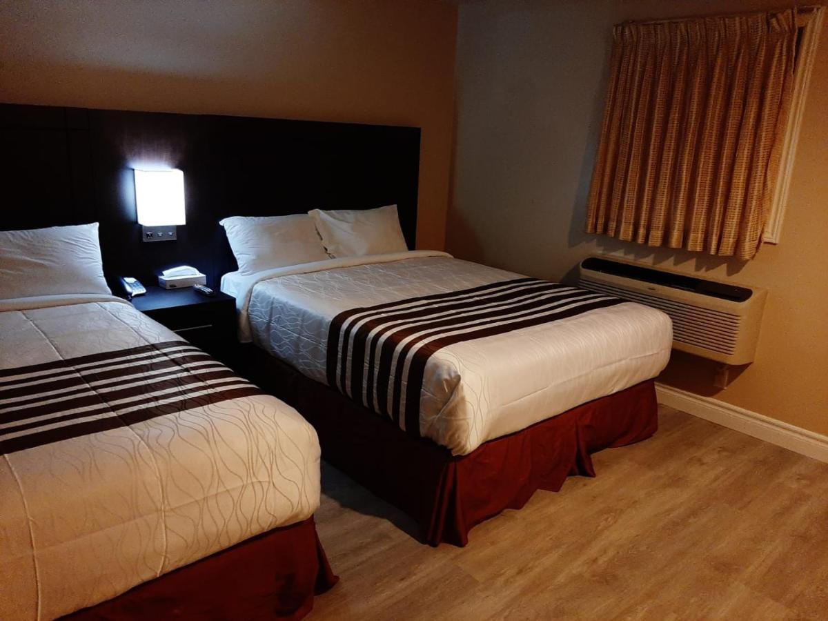 Silver Maple Motel Haliburton Εξωτερικό φωτογραφία