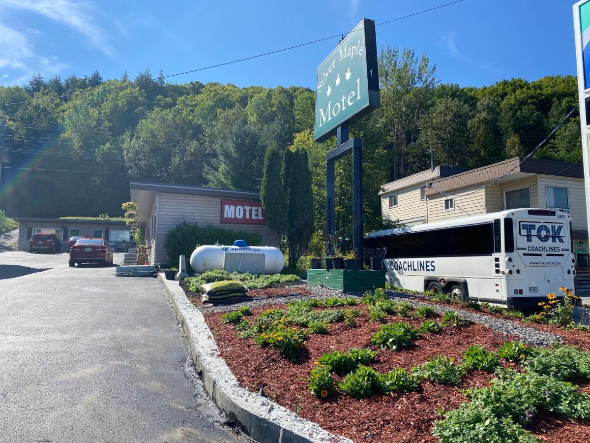 Silver Maple Motel Haliburton Εξωτερικό φωτογραφία